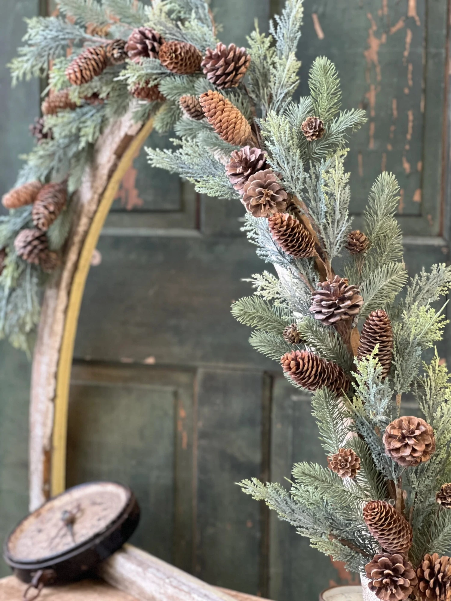 5' Atlas Greens Garland 1 5' Atlas Greens Garland