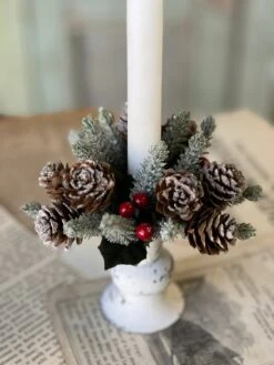 Icy Berries & Mini Pinecone Candle Ring -Home Decor Sale Store XG5031