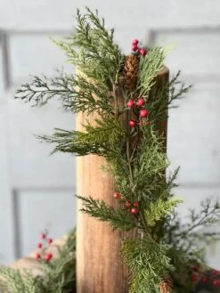 6' Alpine Cedar & Berries Garland 6 6' Alpine Cedar & Berries Garland -Home Decor Sale Store XP790072