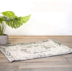 White & Grey Lux Rug (Pick Up Only)
